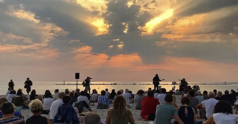 CONCERTI ALL'ALBA A CESENATICO